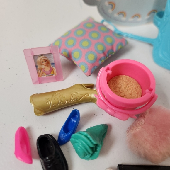 Vintage 1990s Barbie Miniature Accessories Shoes Saddle Baby Parts Pieces 90s - Picture 6 of 10